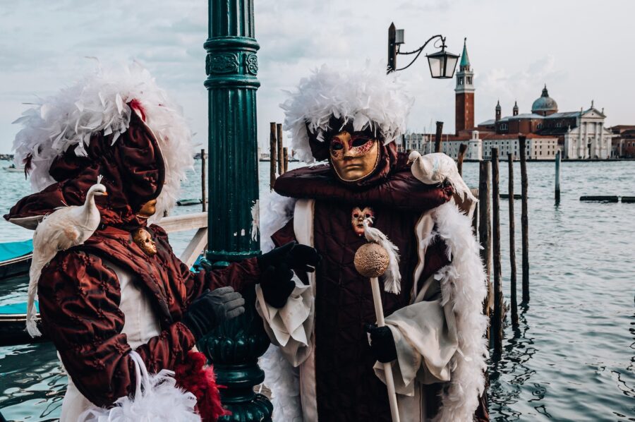 Spin Samurai Casino Will Send Two Lucky Gamblers to Venice Carnival This Year